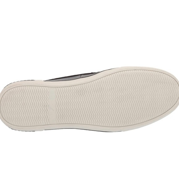 NIB Kenneth Cole Unlisted Boat Shoe Un-Anchor Loafer